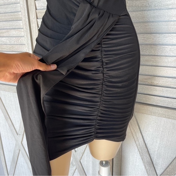 INA BLACK DRESS WITH SIDE RUCHING AND TIE DETAIL - Picture 7 of 14
